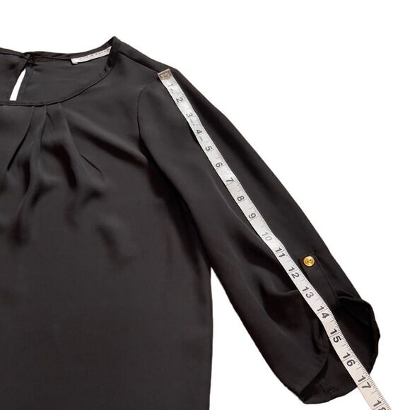 Coco and Main Round Neck Georgette Top Size Medium - Picture 7 of 8